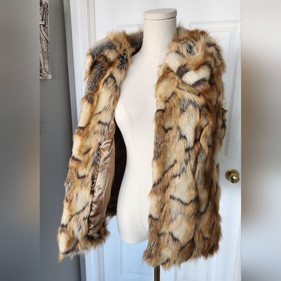 NWOTโRachel Zoe Faux Fur Vest - Size XS - Picture 6 of 16